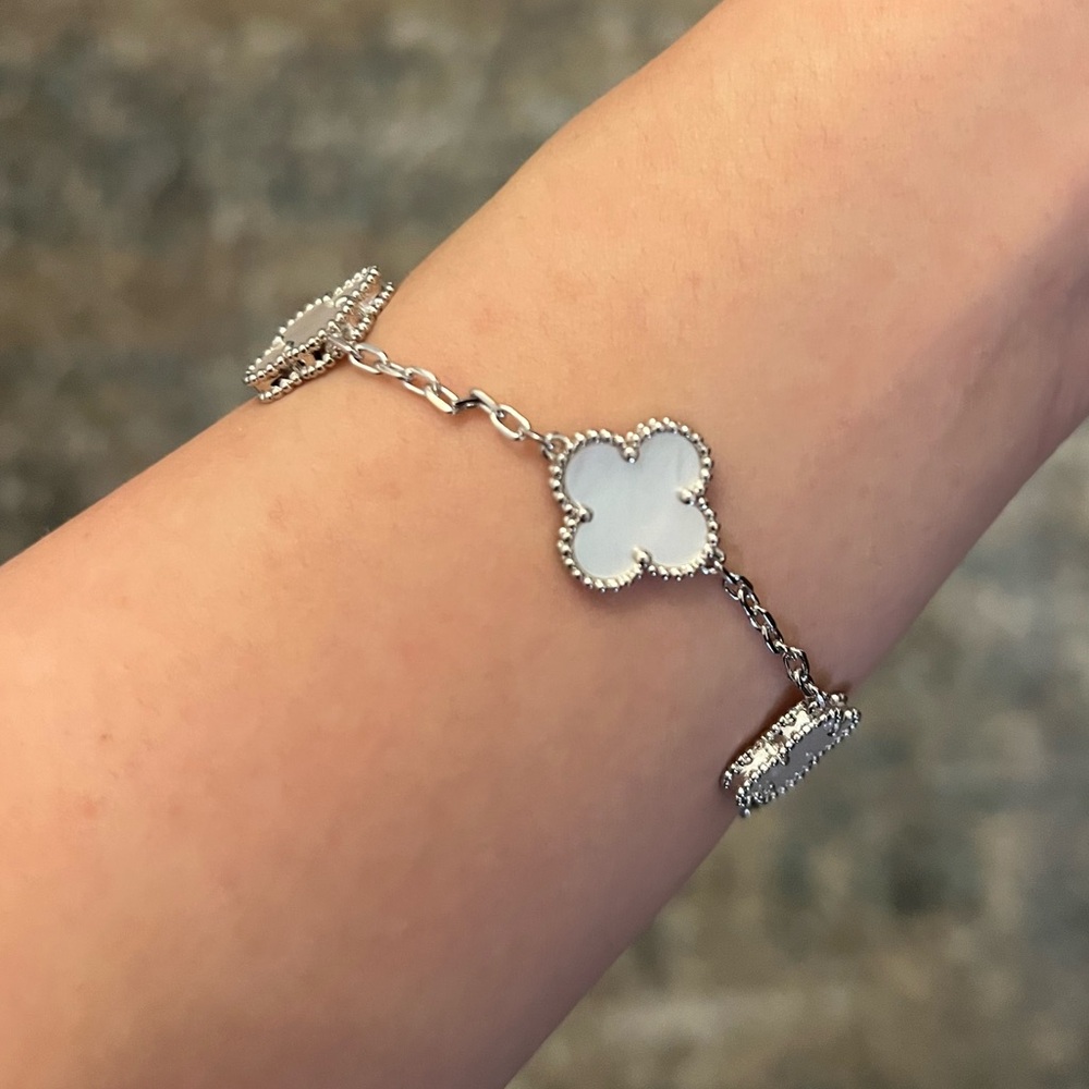 Silver & mother of pearl pendant bracelet